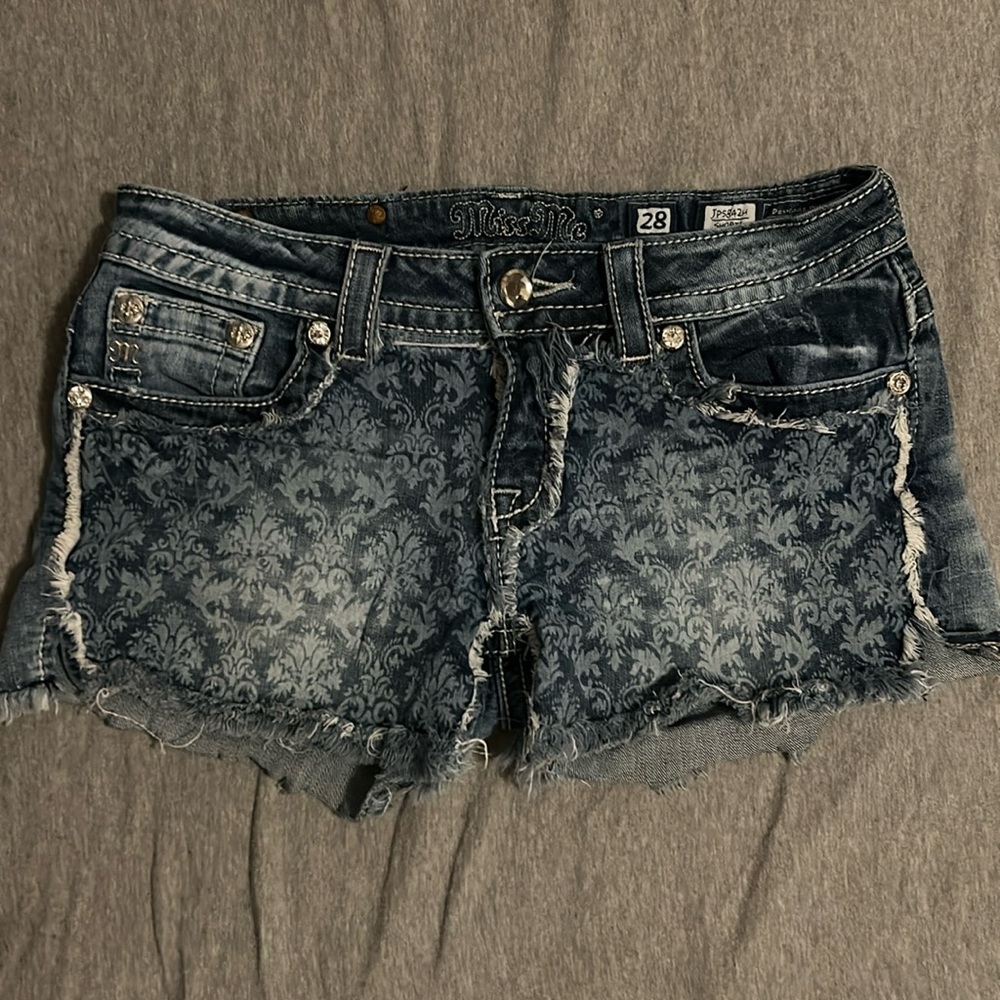 Miss Me shorts size 28